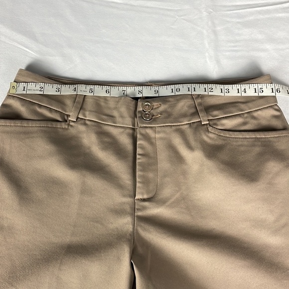 Lee Regular Fit Straight Leg Mid Rise Tan Pants Secretly Shapes - Picture 8 of 10